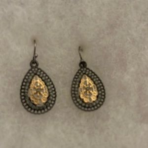 Marlyn Schiff NWOT marcasite filigree drop earrings